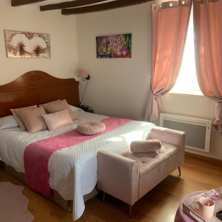 Auberge Du Cheval Blanc Beaumont-Pied-de-Boeuf  Ngoại thất bức ảnh