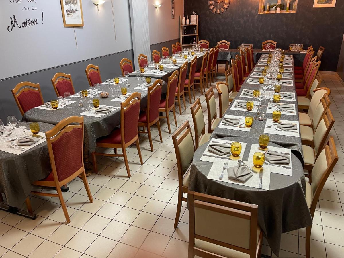 Auberge Du Cheval Blanc Beaumont-Pied-de-Boeuf  Ngoại thất bức ảnh