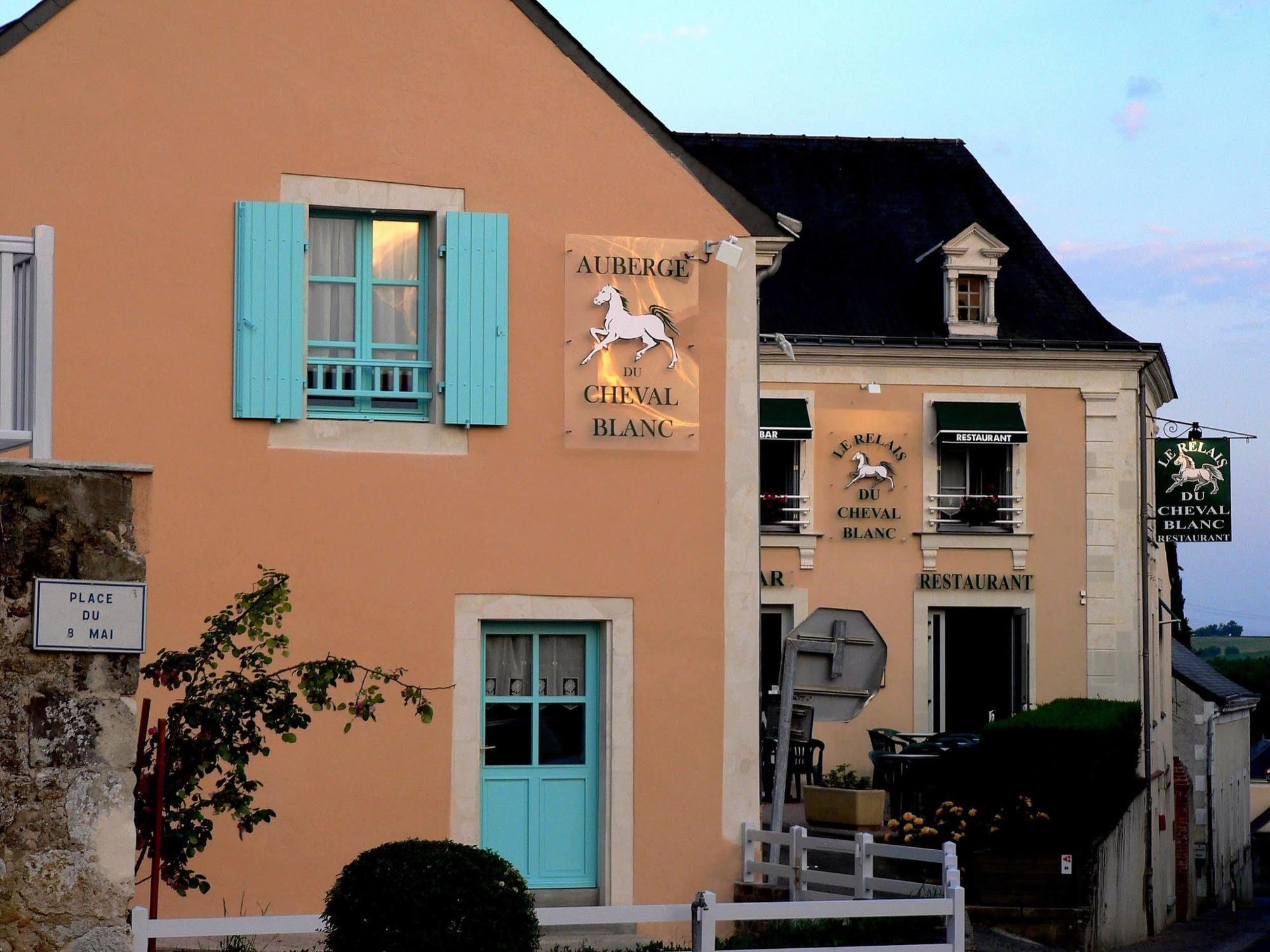 Auberge Du Cheval Blanc Beaumont-Pied-de-Boeuf  Ngoại thất bức ảnh
